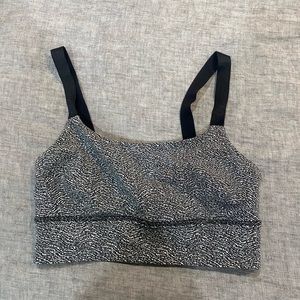 Lululemon sports bra